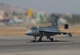 Tejas fighter jet crashes